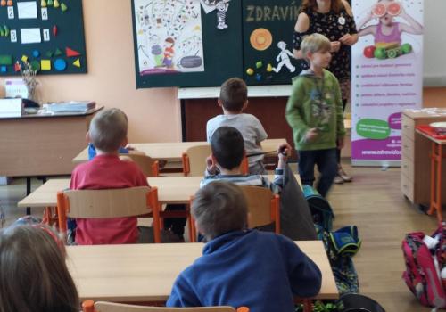Cesta Zdravíkovem - třída 1.A -  Projektový den 14.10.2016
